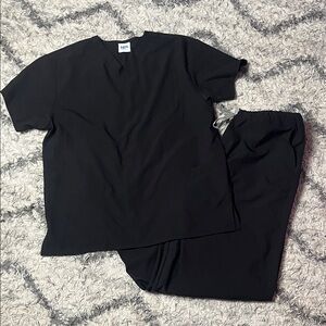 High Performance Identity (HPI) Mens Black Scrub Set